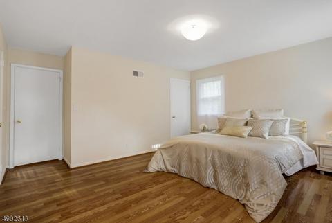 64 Cypress St, Millburn, NJ 07041 photo 22