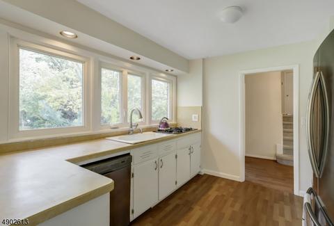 64 Cypress St, Millburn, NJ 07041 photo 17