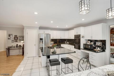 8 Clinton Ave, Edison, NJ 08820 photo 10