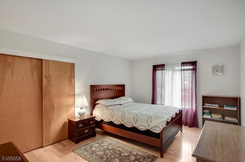 8 Clinton Ave, Edison, NJ 08820 photo 23