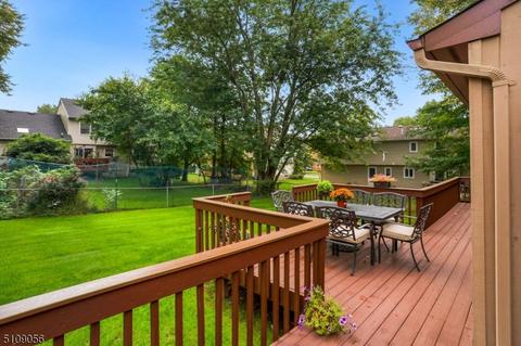 8 Clinton Ave, Edison, NJ 08820 photo 32