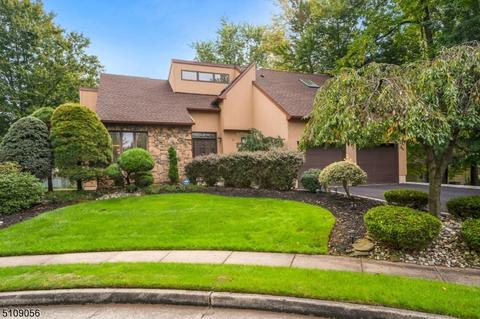 8 Clinton Ave, Edison, NJ 08820 photo 1