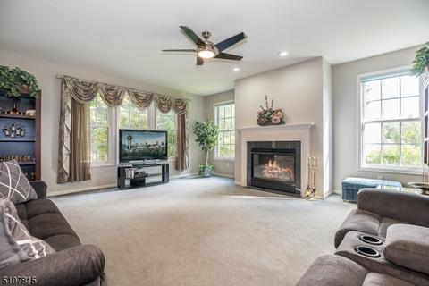 25 Setting Sun Dr, Hackettstown, NJ 07840 photo 13