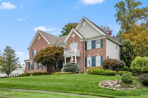 25 Setting Sun Dr, Hackettstown, NJ 07840 photo 1