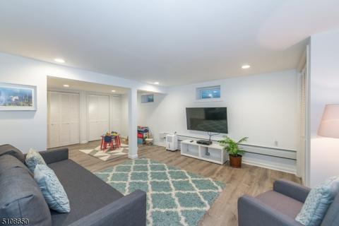 77 Hardwick Ln, Wayne, NJ 07470 photo 16