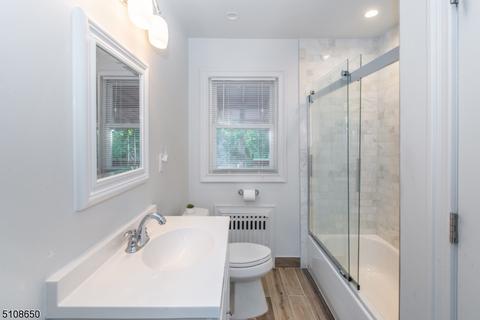 77 Hardwick Ln, Wayne, NJ 07470 photo 11