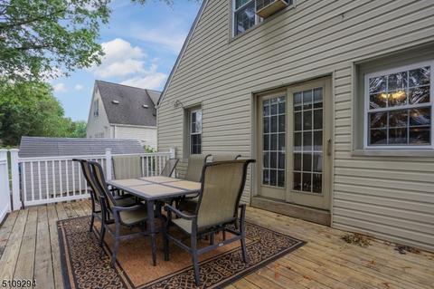 39 Florence Dr, Clark, NJ 07066 photo 17