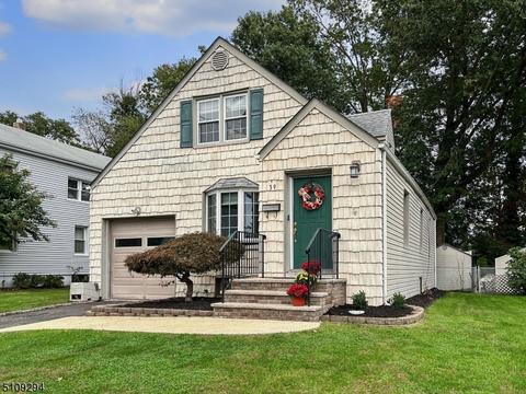 39 Florence Dr, Clark, NJ 07066 photo 2
