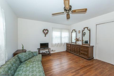 468 Mountainview Dr, North Plainfield, NJ 07063 photo 22