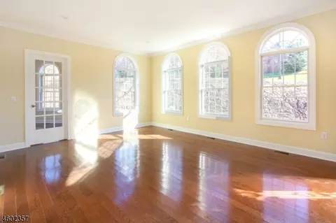 69 Eileen Dr, Cedar Grove, NJ 07009 photo 9
