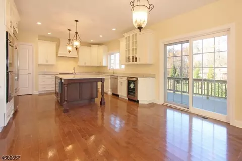 69 Eileen Dr, Cedar Grove, NJ 07009 photo 7