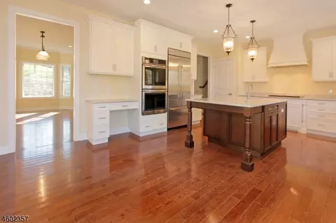 69 Eileen Dr, Cedar Grove, NJ 07009 photo 8