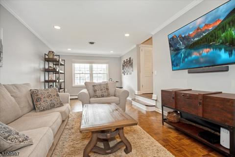 24 Gregory Rd, Springfield, NJ 07081 photo 3