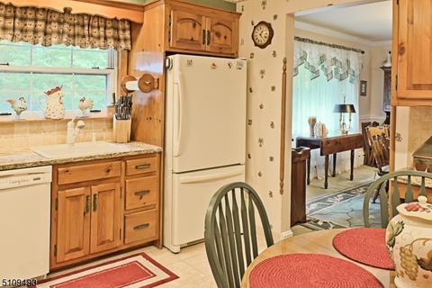 17 Amendola Dr, Netcong, NJ 07857 photo 11