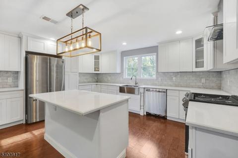 23 Baker Ave, Berkeley Heights, NJ 07922 photo 7