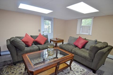 66 Armstrong Ave, Wayne, NJ 07470 photo 4