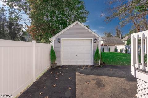 958 Kenyon Ave, Plainfield, NJ 07060 photo 37