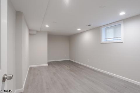 958 Kenyon Ave, Plainfield, NJ 07060 photo 27