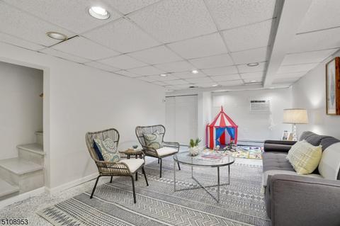 65 Locust Ave, Millburn, NJ 07041 photo 25