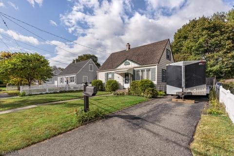 33 Bergen Ave, Wanaque Boro, NJ 07420 photo 2