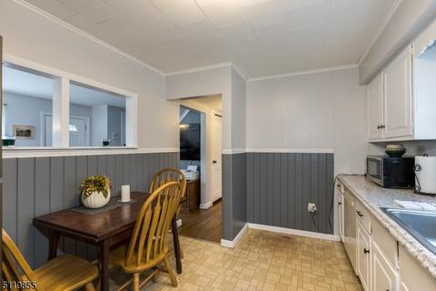 33 Bergen Ave, Wanaque Boro, NJ 07420 photo 9