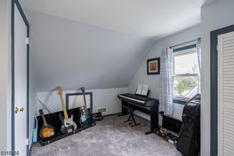33 Bergen Ave, Wanaque Boro, NJ 07420 photo 20