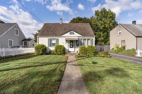 33 Bergen Ave, Wanaque Boro, NJ 07420 photo 1