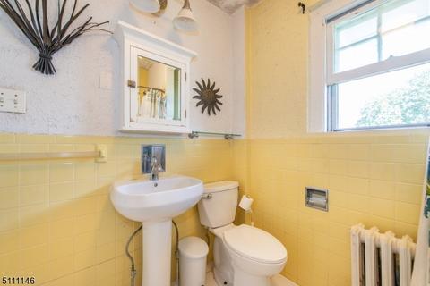 400 Sharp St, Hackettstown, NJ 07840 photo 23