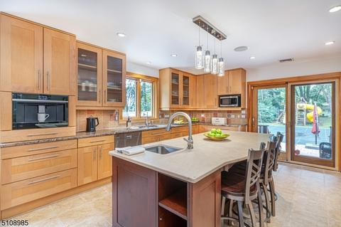 1 Hillcrest Pl, Mendham, NJ 07945 photo 5