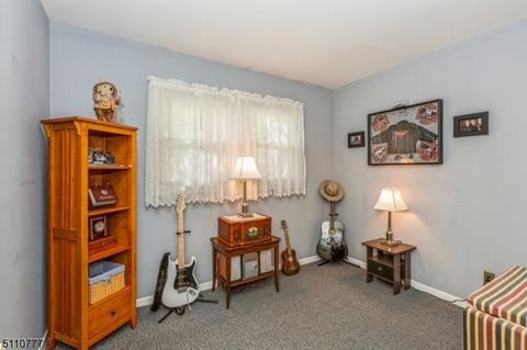 12 New St, Middlesex, NJ 08846 photo 16
