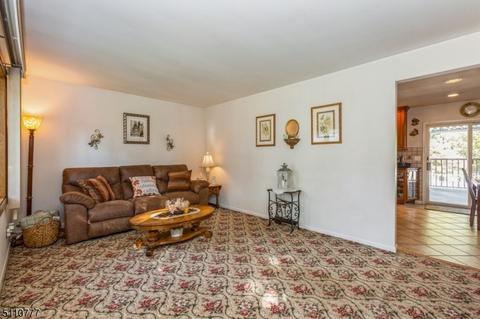 12 New St, Middlesex, NJ 08846 photo 8