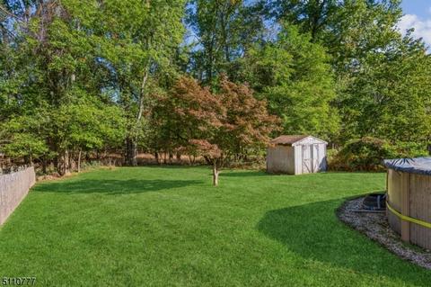 12 New St, Middlesex, NJ 08846 photo 4