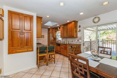 12 New St, Middlesex, NJ 08846 photo 11