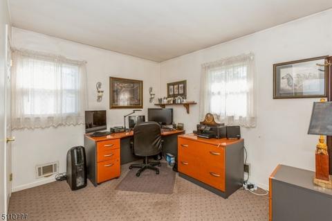 12 New St, Middlesex, NJ 08846 photo 17