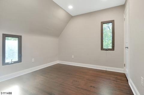 764 Cedar Ln, Teaneck, NJ 07666 photo 20