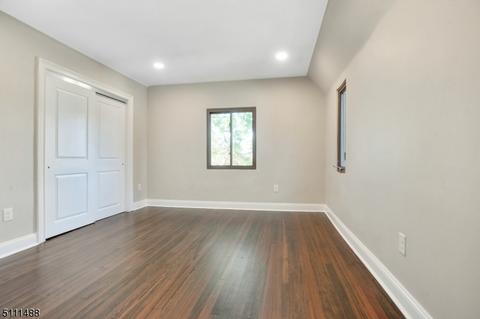 764 Cedar Ln, Teaneck, NJ 07666 photo 13