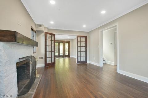 764 Cedar Ln, Teaneck, NJ 07666 photo 9