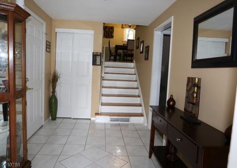 504 Herrick Dr, Dover, NJ 07801 photo 3