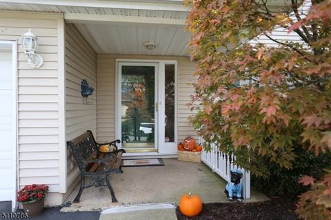 504 Herrick Dr, Dover, NJ 07801 photo 2