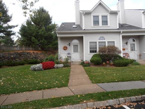 407 Cornell Ct, Hackettstown, NJ 07840 photo 1
