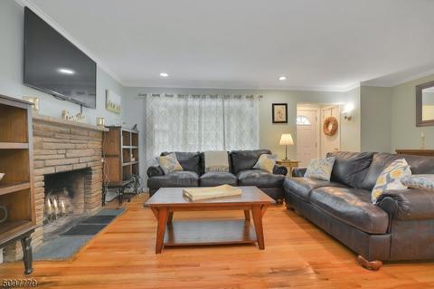10 Summit Ave, Waldwick, NJ 07463 photo 6