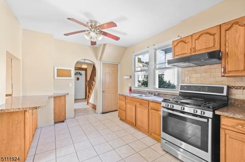 215 Berkeley Ave, Bloomfield, NJ 07003 photo 14