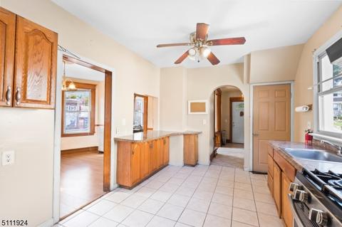 215 Berkeley Ave, Bloomfield, NJ 07003 photo 15