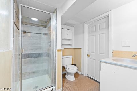 215 Berkeley Ave, Bloomfield, NJ 07003 photo 19