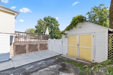 215 Berkeley Ave, Bloomfield, NJ 07003 photo 23