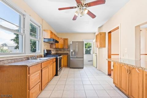 215 Berkeley Ave, Bloomfield, NJ 07003 photo 12