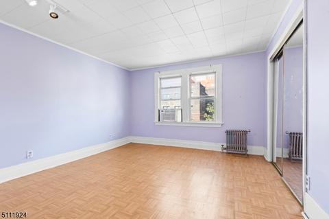 215 Berkeley Ave, Bloomfield, NJ 07003 photo 4