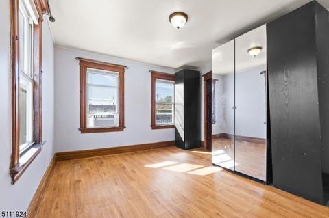 215 Berkeley Ave, Bloomfield, NJ 07003 photo 2