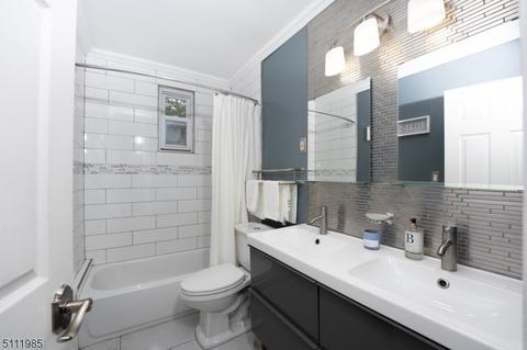 416 E 7th Ave, Roselle, NJ 07203 photo 6