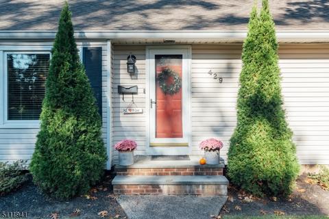 429 Mountain Ave, North Plainfield, NJ 07062 photo 2